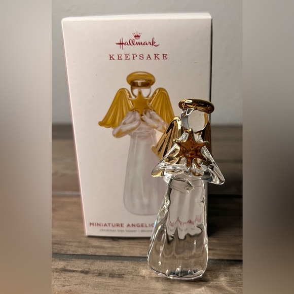Hallmark Keepsake NEW  2019 “Miniature Angelic Tree Topper Christmas Tree Topper - Picture 1 of 8